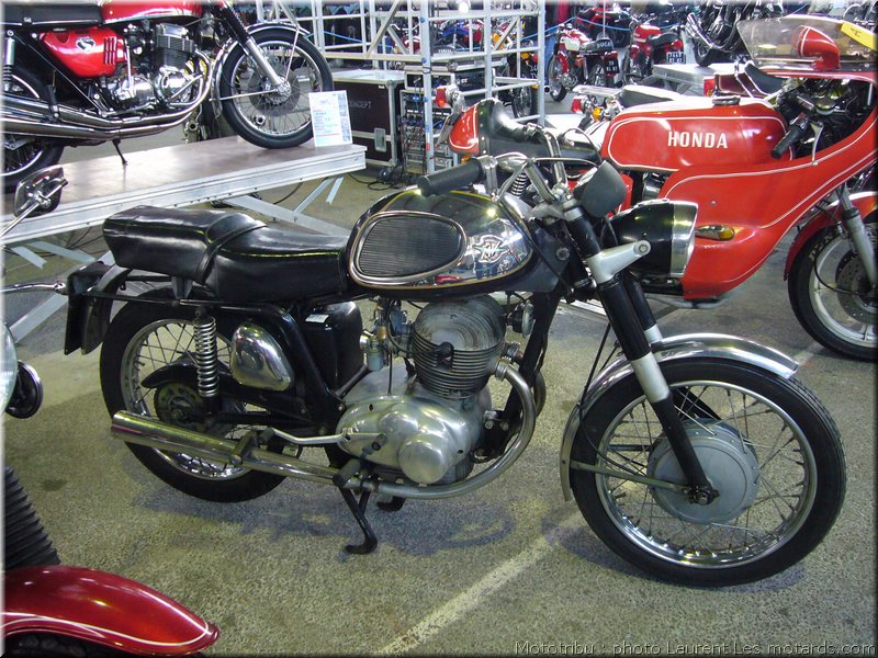 MOTO 