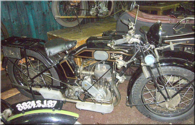 MOTO 