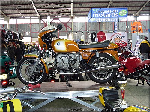 bmw900.jpg