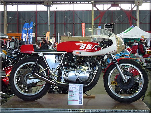 bsa-rocket3-a75-1000cc-1969.jpg