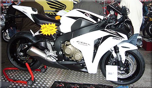 honda1000cbr.jpg