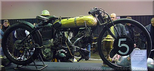 jlg-avia-prototype-5cylindre-en-etoiles-500cc.jpg