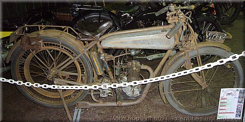 propul-cycle-entre-1923-et-1926-moteur-madoz-type-mt1-puissance2Ch.jpg