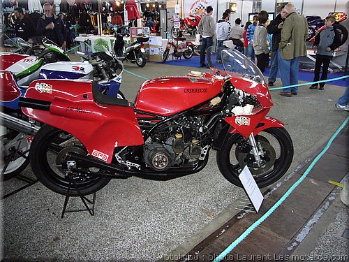 suzuki-500rg-ex-steve-parrish-1er-du-500cc-british-championnat-1978.jpg