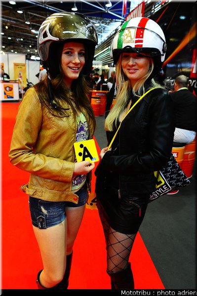 0051_hotesses_1