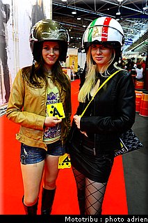 0052_hotesses_2.JPG