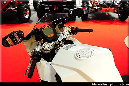 0062_ktm_1190_rc8_1.JPG