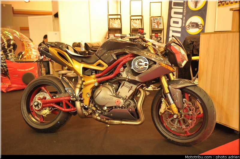 divers_001_salon_de_la_moto_paris_2011