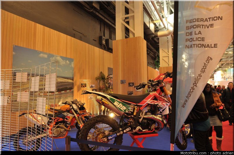 divers_016_salon_de_la_moto_paris_2011