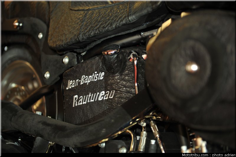 harley_davidson_003_salon_de_la_moto_paris_2011