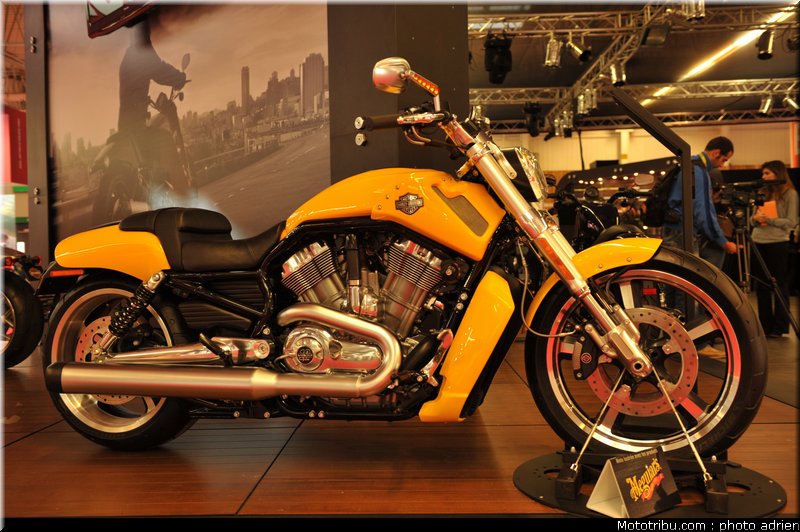 harley_davidson_006_salon_de_la_moto_paris_2011