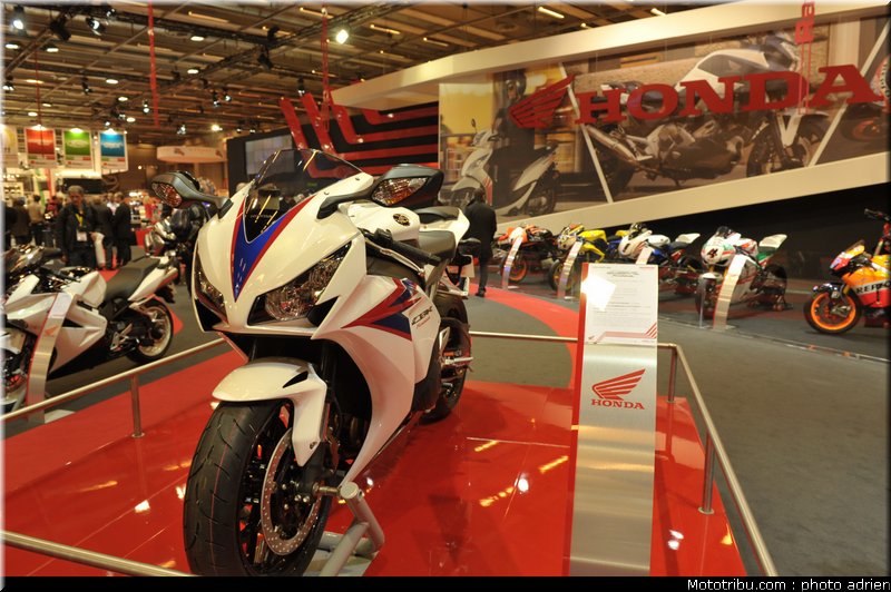 honda_022_salon_de_la_moto_paris_2011