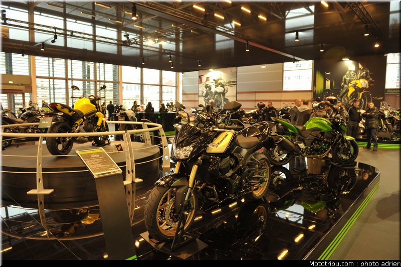 kawasaki_002_salon_de_la_moto_paris_2011