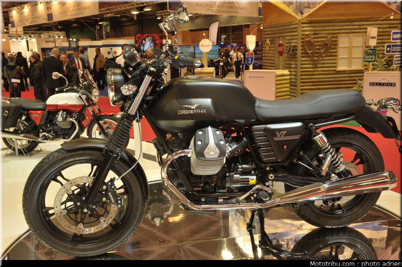 moto_guzzi_003_salon_de_la_moto_paris_2011