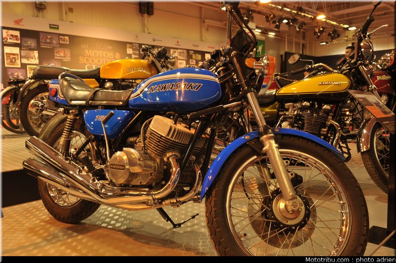 motos_et_scooters_star_006_salon_de_la_moto_paris_2011