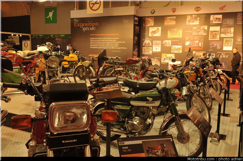 motos_et_scooters_star_007_salon_de_la_moto_paris_2011