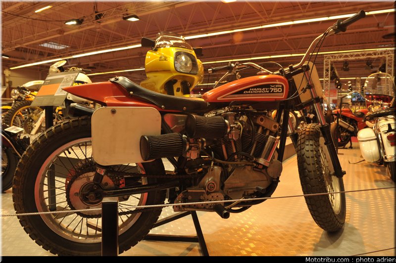 motos_et_scooters_star_012_salon_de_la_moto_paris_2011