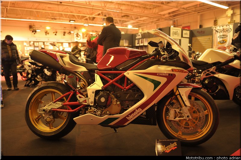 paradise_moto_003_salon_de_la_moto_paris_2011