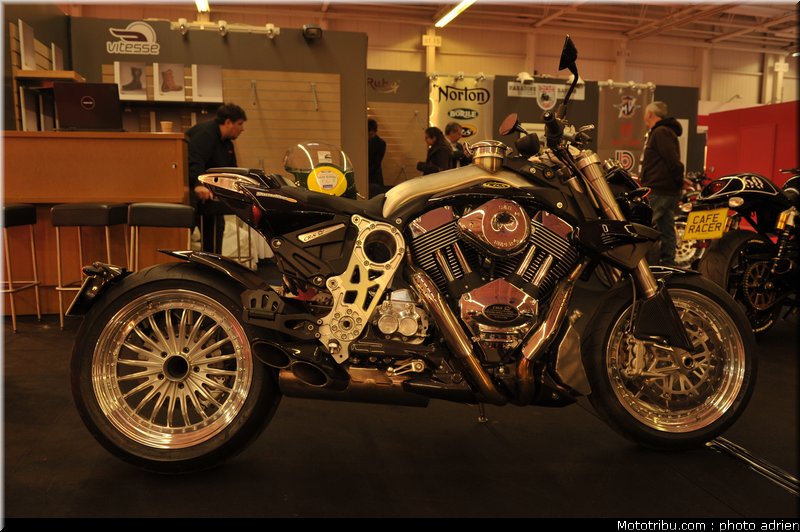 paradise_moto_007_salon_de_la_moto_paris_2011