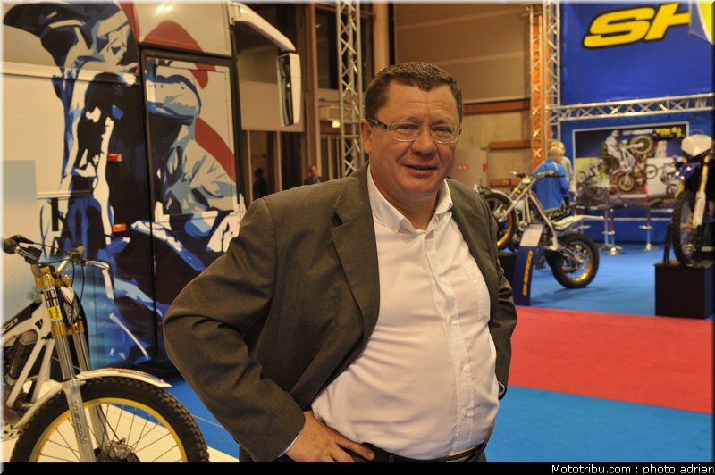 personnalite_009_salon_de_la_moto_paris_2011