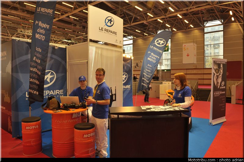 repaire_des_motards_001_salon_de_la_moto_paris_2011