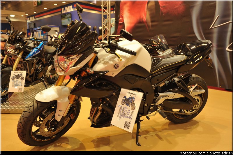 s2concept_005_salon_de_la_moto_paris_2011