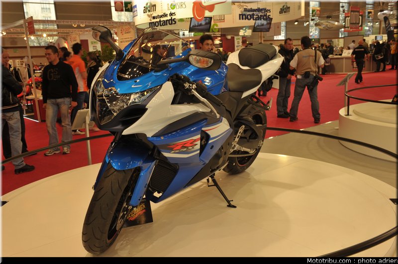 suzuki_008_salon_de_la_moto_paris_2011