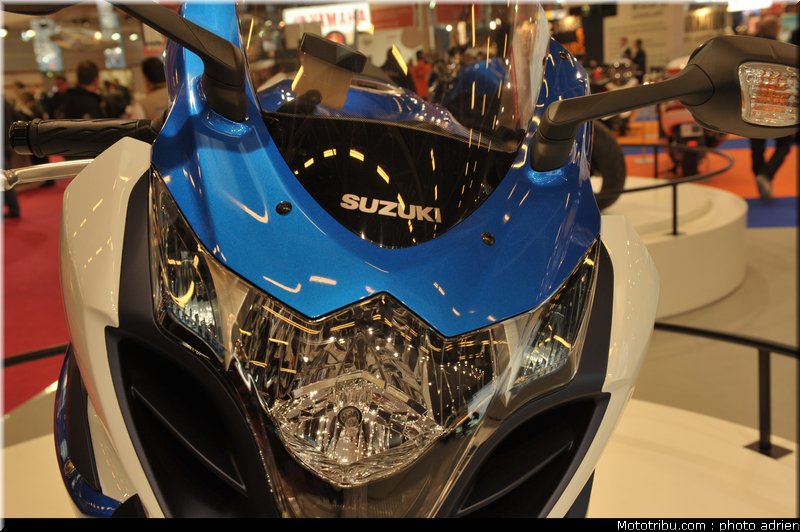 suzuki_009_salon_de_la_moto_paris_2011
