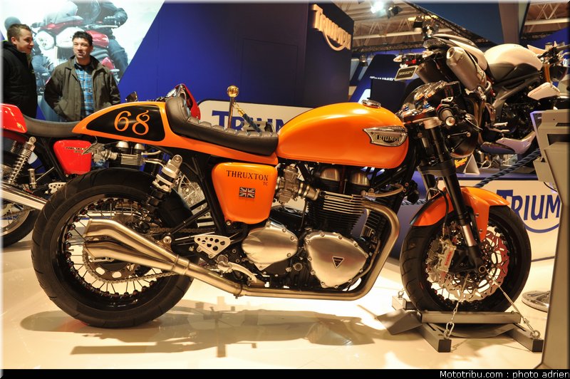 triumph_020_salon_de_la_moto_paris_2011