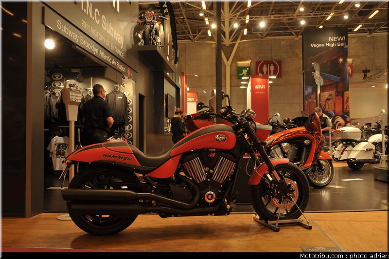 victory_010_salon_de_la_moto_paris_2011