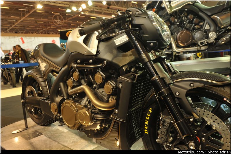 yamaha_012_salon_de_la_moto_paris_2011