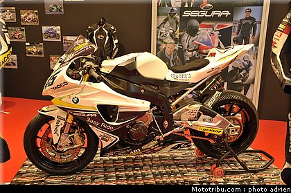 divers_002_salon_de_la_moto_paris_2011.jpg