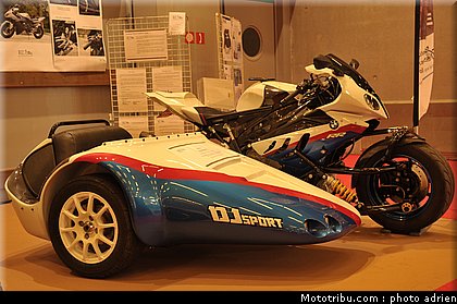 divers_011_salon_de_la_moto_paris_2011.jpg