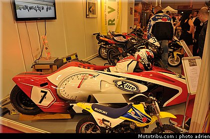 divers_018_salon_de_la_moto_paris_2011.jpg