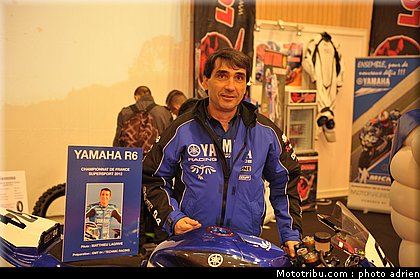 gmt94_003_salon_de_la_moto_paris_2011.jpg