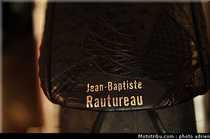 harley_davidson_002_salon_de_la_moto_paris_2011.jpg
