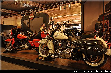 harley_davidson_005_salon_de_la_moto_paris_2011.jpg