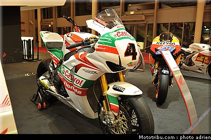honda_015_salon_de_la_moto_paris_2011.jpg