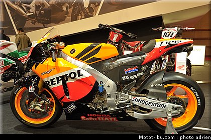 honda_016_salon_de_la_moto_paris_2011.jpg
