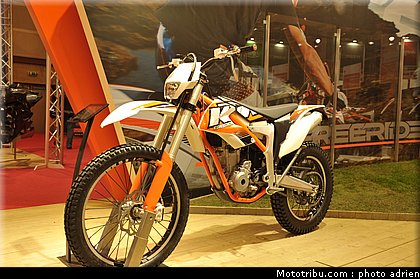 ktm_013_salon_de_la_moto_paris_2011.jpg