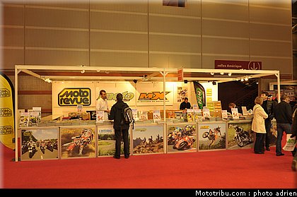 moto_revue_001_salon_de_la_moto_paris_2011.jpg