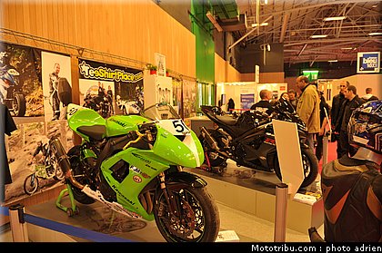 para_side_racing_team_004_salon_de_la_moto_paris_2011.jpg