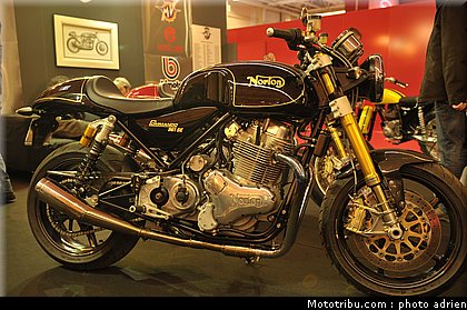 paradise_moto_009_salon_de_la_moto_paris_2011.jpg