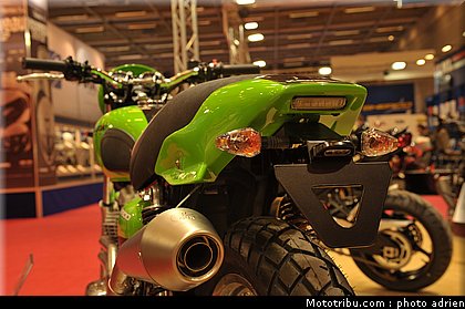 s2concept_010_salon_de_la_moto_paris_2011.jpg