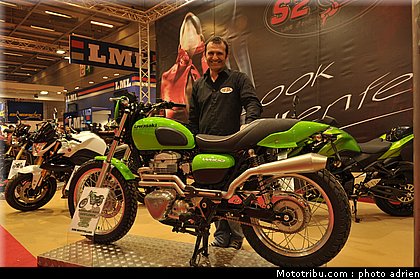 s2concept_014_salon_de_la_moto_paris_2011.jpg