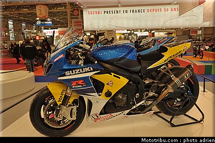 suzuki_007_salon_de_la_moto_paris_2011.jpg