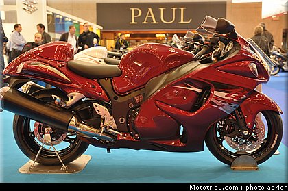 suzuki_012_salon_de_la_moto_paris_2011.jpg