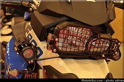 touratech_008_salon_de_la_moto_paris_2011.jpg