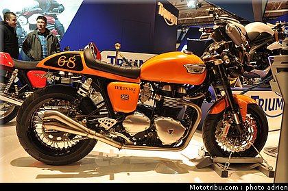 triumph_020_salon_de_la_moto_paris_2011.jpg