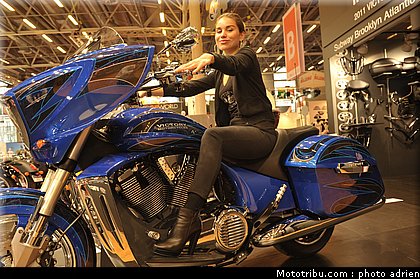 victory_006_salon_de_la_moto_paris_2011.jpg